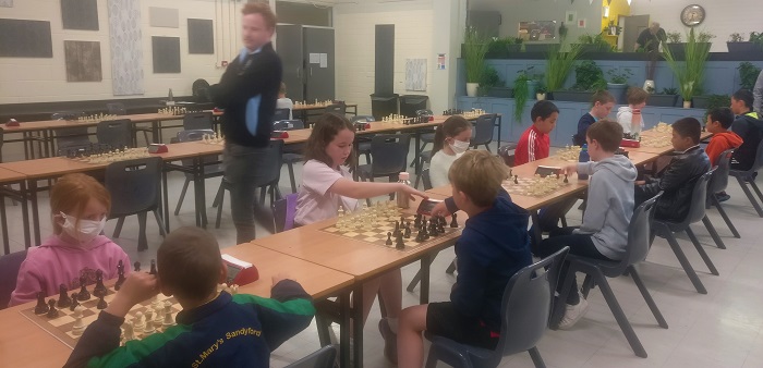 Community Games chess match